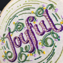 Joyful. Lettering, e Bordado projeto de Cata Losada - 02.11.2018
