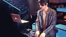 DJ e produção de música eletrônica. Curso de Música, e Áudio por Alex dc.