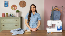 Fashion upcycling: Create a backpack with second-hand clothes. Craft, and Fashion course by Luisa Hurtado