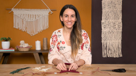 Macramé Jewelry. A Craft course by Fibra Bohemia