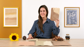 Criação de papel artesanal com fibras naturais. Curso de Craft por Camila Moncada (Jáku Papel)