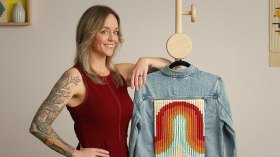 Macramé: denim jacket with clove hitch knots. Craft, and Fashion course by Terri Watson