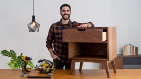 Holzbearbeitung: Moderne Möbel der Mitte des Jahrhunderts. Ein Kurs der Kategorie Handarbeit von Tyler Shaheen