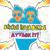 Bikini Invaders "Attack it!". Un proyecto de Diseño e Ilustración tradicional de Patxi Pérez - 13.11.2010
