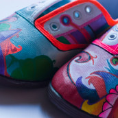 Zapatillas en flor. Un proyecto de Diseño e Ilustración tradicional de Fernando López Tarodo - 04.04.2013