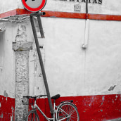 Rojo. Photograph project by Ismael Ortiz Escribano - 09.03.2013