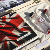 Mystery Pack Beefeater London. Marketing, Packaging, and Product Design project by Natalia Martín - 03.13.2014