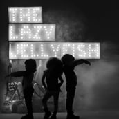 Lookbook The Lazy Jellyfish. Un proyecto de Publicidad, Fotografía, Cine, vídeo, televisión, Diseño de vestuario, Moda y Post-producción fotográfica		 de Beatriz Conde-Corbal - 13.10.2014