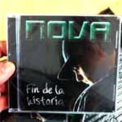 Portada disco NOVA. Música, e Design gráfico projeto de Maria Jiménez - 12.02.2015