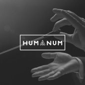 Humanum. Een project van  Art direction,  Br, ing en identiteit y Grafisch ontwerp van Roberto Magdiel - 12.09.2015