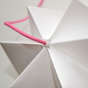 LIHUEN Lámpara de Origami. Arts, Crafts, Interior Design, Lighting Design, Product Design, and Paper Craft project by Nadia Altaparro - 05.19.2015