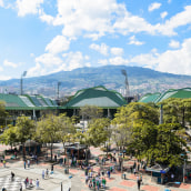  Inmersión en la fotografía de arquitectura: Unidad Deportiva Atanasio Girardot (Medellín). Un proyecto de Fotografía y Arquitectura de Nico Provoste C - 31.07.2016