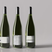 Diseño de una etiqueta de vino: La Cuadrada.. Design, Graphic Design, and Packaging project by Claudio Linares Burbat - 03.27.2017