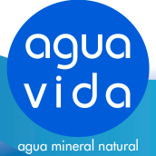 Etiqueta para Agua mineral . Un proyecto de Diseño gráfico de Juan Diego Bañón Muñoz - 01.03.2011