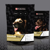 Packaging para comida de perros. Un proyecto de Diseño gráfico y Packaging de marc satlari - 25.07.2017
