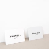 Maison Noire accessories. Un proyecto de Ilustración tradicional, Diseño de complementos, Dirección de arte, Br, ing e Identidad, Moda, Diseño gráfico y Diseño de moda de Laura Inat - 27.08.2018