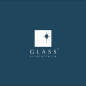 Glass. Un proyecto de Dirección de arte, Diseño gráfico y Diseño Web de Andrea Méndez - 01.10.2018