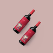 Bodega La casa del abuelo. Marca y botellas.. Design gráfico projeto de Malu Serrano - 25.04.2019