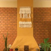 Mi Proyecto del curso: Introducción al macramé: creación de un tapiz decorativo. Un proyecto de Decoración de interiores de Leticia Bedoya - 08.05.2019
