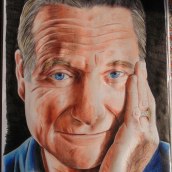 Robin Williams a lapices de colores. Pencil Drawing, Drawing, Portrait Drawing, Realistic Drawing, and Artistic Drawing project by Emmanuel Cúneo - 08.26.2019
