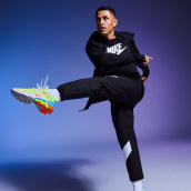 Nike. Photograph, Lighting Design, Fashion Photograph, Photographic Lighting, Studio Photograph, Commercial Photograph, Photographic Composition, and Color Theor project by Javier Falcón - 11.27.2019