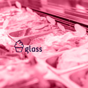Glass. Een project van  Br, ing en identiteit y Grafisch ontwerp van Enric Serra - 03.08.2020