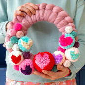 VALENTINES POMPOM WREATH. Arts, and Crafts project by Christine Leech - 02.09.2021