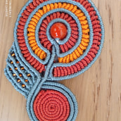 Broche de Macrame. Arts, and Crafts project by Tapices Galicia - 03.11.2021