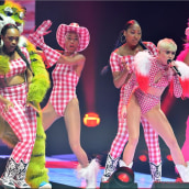 Bangerz Tour with Miley Cyrus. Costume Design project by Lisa Katnić - 04.28.2021