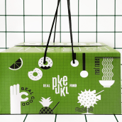 Pukkel Takke Away. Un proyecto de Ilustración, Diseño gráfico, Packaging y Fotografía de producto de i g l o o - 14.05.2021