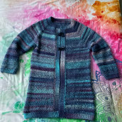 Mi Proyecto del curso:  Top-down: prendas a crochet de una sola pieza. Moda, Design de moda, Tecido, DIY, Crochê, e Design têxtil projeto de begosr89 - 31.12.2021