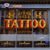 River City Tattoo Collective. Un proyecto de Pintura, Lettering 3D y Diseño tipográfico de Tozer Signs - 04.02.2022