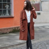 DIY Fashion: Creating a Trench Coat. Fashion, Sewing, Patternmaking, and Dressmaking project by Frederike Matthäus - 03.24.2022