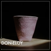 Desarrollo de floreros para Don-Eloy. Product Design, and Ceramics project by Camila Gómez - 07.14.2022