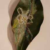 My project for course: Extraordinary Embroidery: Explore Alternative Organic Materials. Bordado, e Design têxtil projeto de Leslie Cohen - 11.08.2022