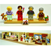 LEGO Golden Girls House. Un proyecto de Diseño de Samuel Hatmaker - 28.09.2022
