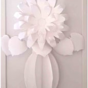 3D sunflower wall decortion paper art. Artesanato, Papercraft, Design de cartaz, Modelagem 3D, e Decoração de interiores projeto de Julie Mark - 01.10.2022