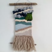 Mi proyecto del curso: Introducción al tejido en telar de bastidor. Un proyecto de Diseño de complementos, Decoración de interiores, Tejido, Telar y Diseño textil de Jenny Vargas - 07.11.2022