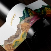 Diseño de etiqueta de vino Superlativo. Un proyecto de Diseño, Ilustración tradicional, Br, ing e Identidad y Diseño gráfico de Mariel Vignoni Debandi - 05.12.2022