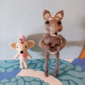 Needle felting: creación de personajes con lana y aguja. Proyecto final. Un proyecto de Artesanía, Diseño de juguetes, Needle felting y Diseño textil de Gabi Schroeter - 05.01.2023