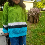 Saco para niña. Un proyecto de Moda, Diseño de moda, Tejido, DIY, Crochet y Diseño textil de Catalina - 04.01.2023