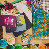 Fotografía lifestyle / flat lay: Lego Mapamundi. Social Media, Mobile Photograph, Digital Photograph, Mobile Marketing, Instagram, Content Marketing, Instagram Photograph, Instagram Marketing, Lifest, and le Photograph project by Sonia Aguirre - 12.09.2023