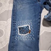 Mi proyecto del curso: Bordado: reparación de prendas. Un projet de Mode, Broderie, Couture, DIY, Upc, cling , et Design textile de Andrea Clark - 22.12.2023
