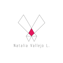 Mi portafolio Web como diseñadora gráfica Ein Projekt aus dem Bereich Grafikdesign, Informationsarchitektur, Webentwicklung und Infografik von Natalia Vallejo Larre - 25.07.2016