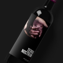 Mi Proyecto del curso: Diseño y Producción de una etiqueta de vino. Design gráfico, e Packaging projeto de Miguel Pastor - 09.02.2018