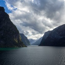 Mi viaje por los fiordos noruegos. Photograph project by Alberto Caneda - 11.07.2018