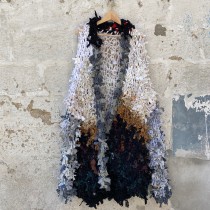 My project in Sustainable Fashion: Monster sweaters. Un proyecto de Moda, Diseño de moda, Tejido, DIY, Upc y cling de Flora Rabitti - 19.05.2021