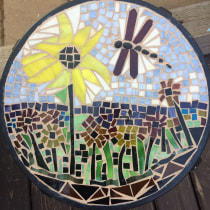 My project in Introduction to Mosaic Artwork course. Arts, Crafts, Furniture Design, Making, Decoration, Ceramics, and DIY project by Sue McCloy - 07.19.2021
