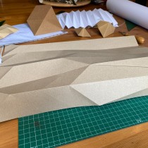Mi Proyecto del curso: Creación de lámparas de origami con papel. Artesanato, Design e fabricação de móveis, Design de iluminação, Papercraft, Decoração de interiores, e DIY projeto de Teresa Burgueño González - 30.10.2021