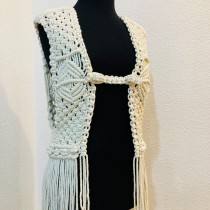 Mi Proyecto del curso: Macramé: crea prendas de ropa únicas. Un progetto di Design di accessori, Artigianato, Moda, Fiber Art e Macramè di anabelbanos - 10.11.2021